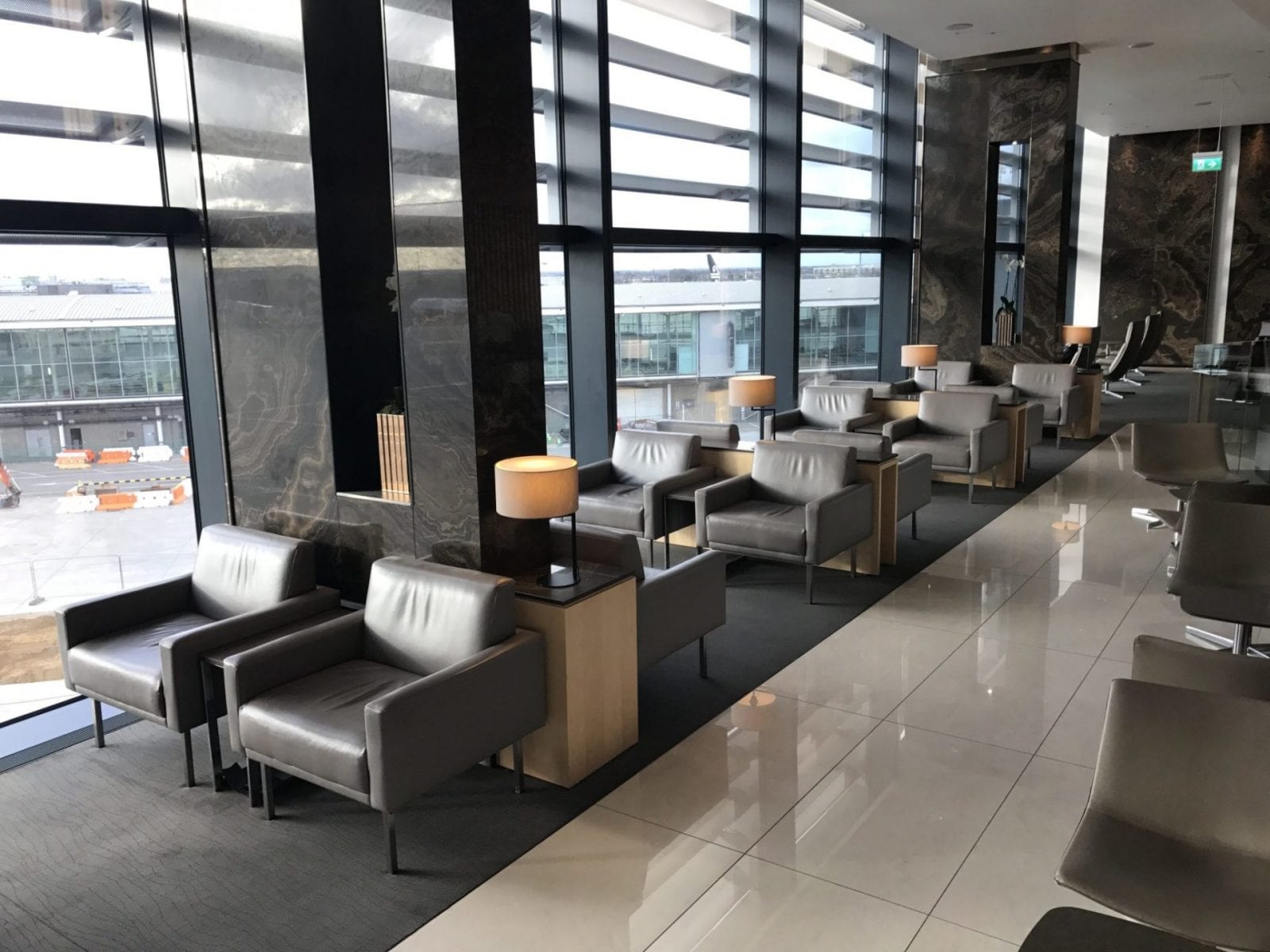 Review Air Canada Lounge London Heathrow