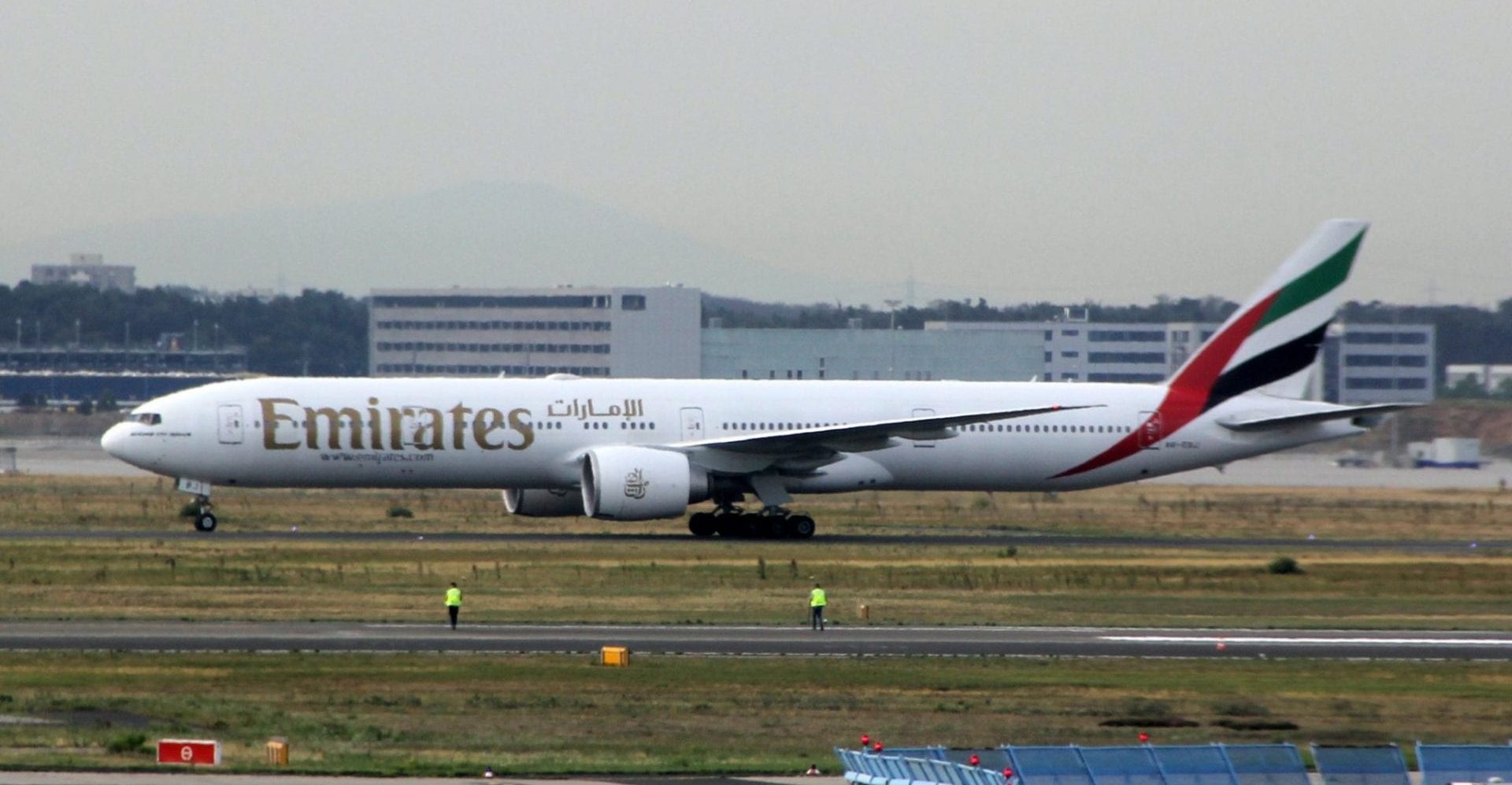 Emirates Boeing 777 2