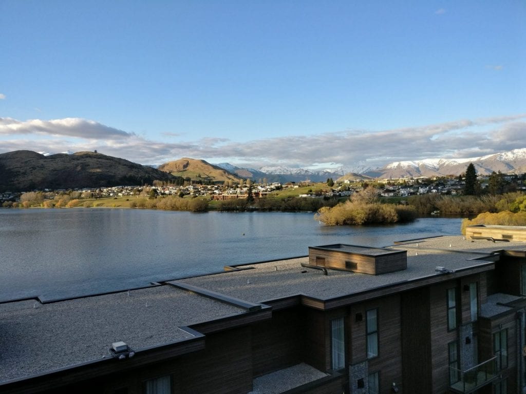 Hilton Queenstown Deluxe Lake View Room