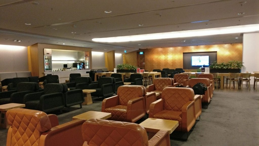 qantas-lounge-singapur-sitzgelegenheiten