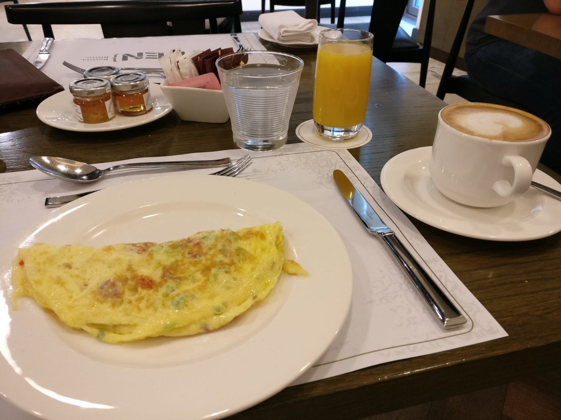 DoubleTree by Doha Old Town Breakfast 8