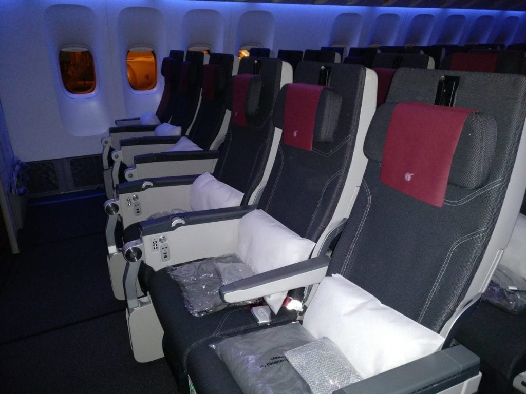 Review Qatar Airways Economy Class Langstrecke unsere Erfahrungen