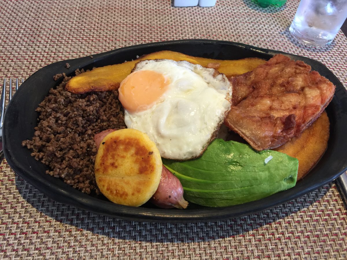 Radisson Bogota Airport Restaurant Hauptspeiße