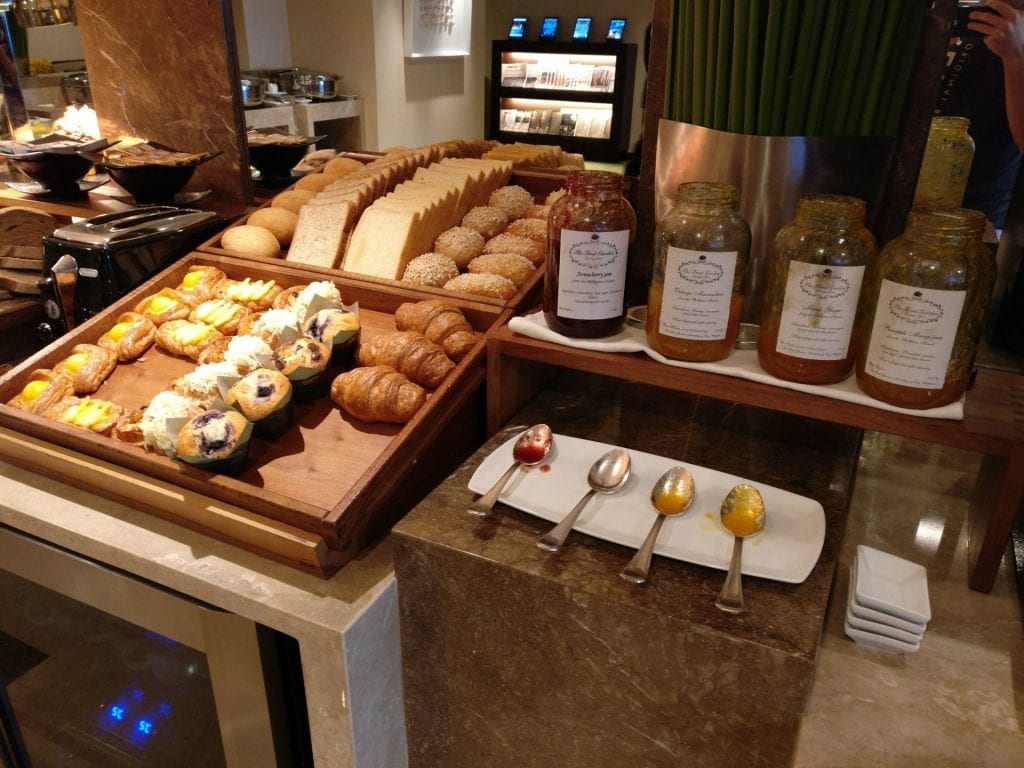 The Peninsula Manila Club Lounge Breakfast