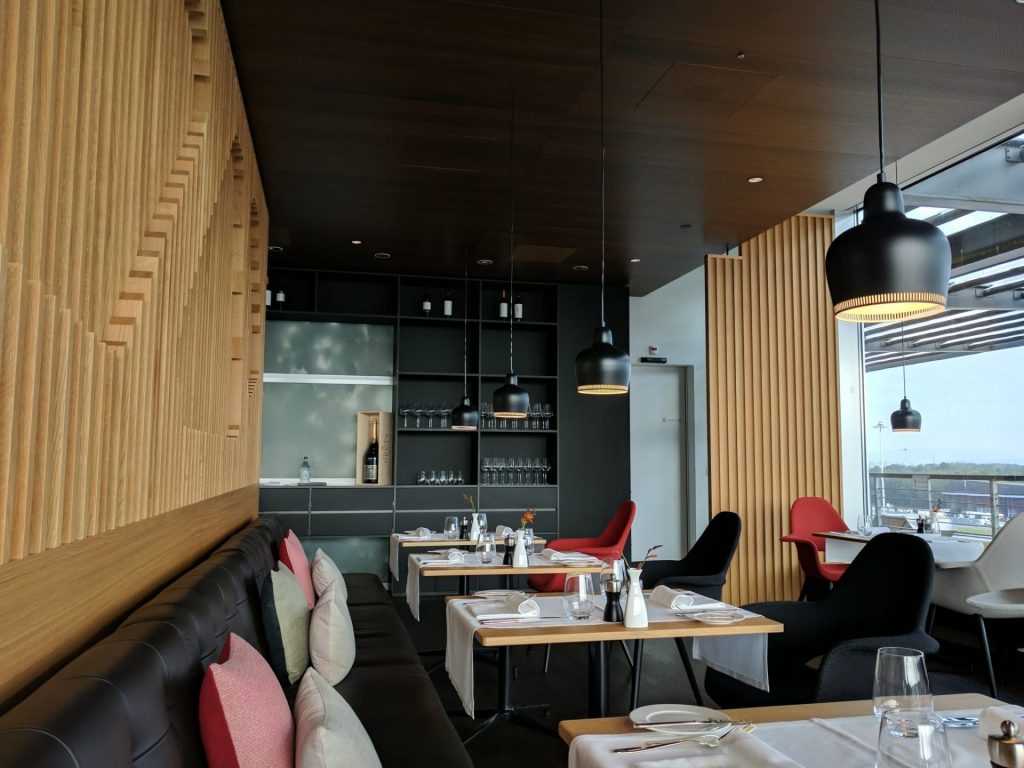Swiss First Class Lounge Zürich E Restaurant