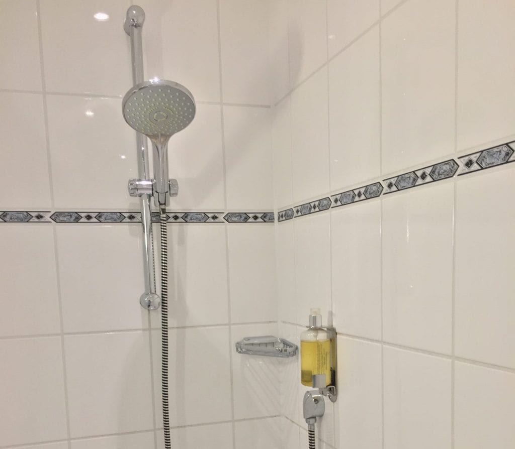 crowne plaza hannover dusche