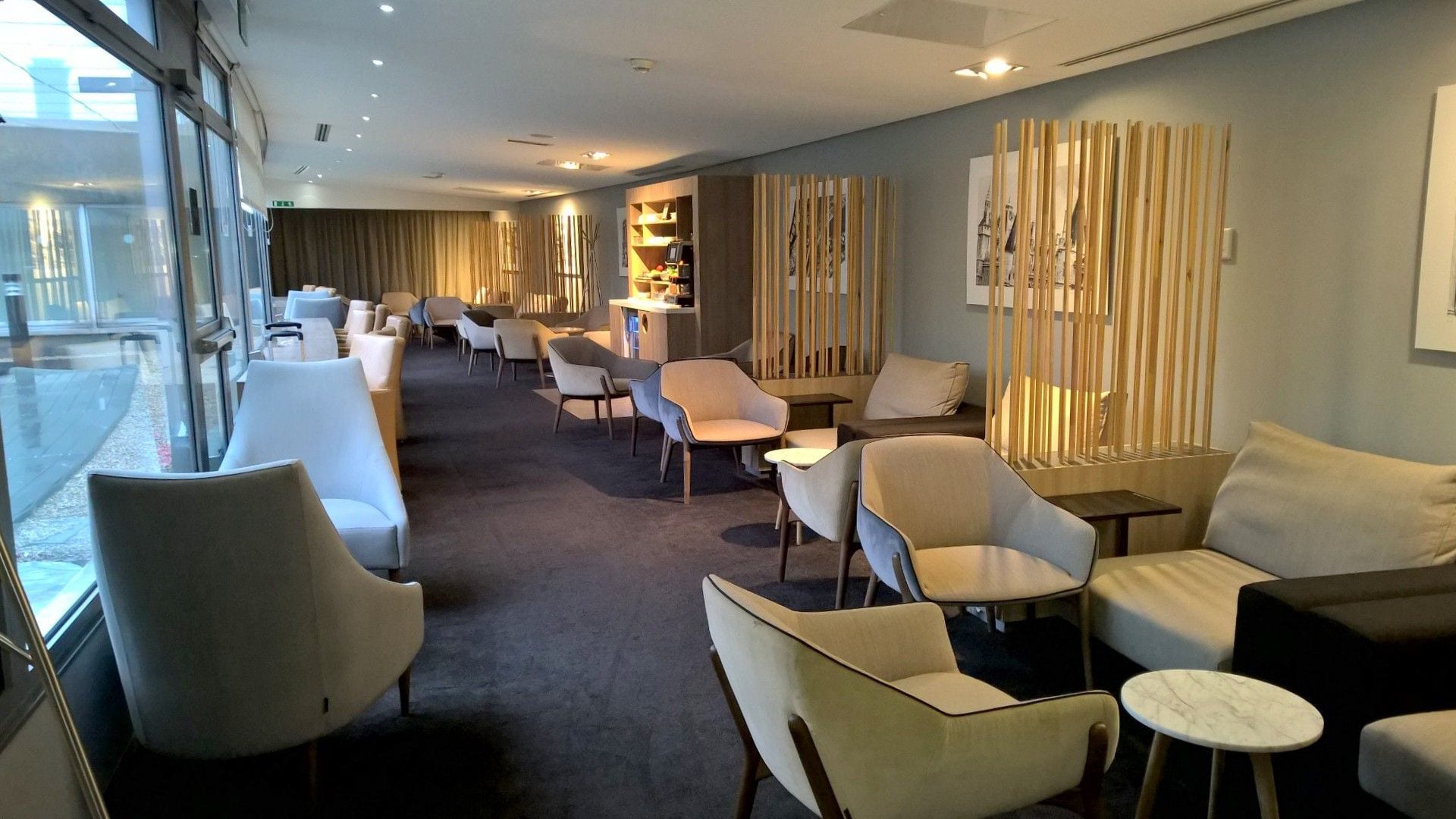 Seating Area Star Alliance Lounge Paris 3
