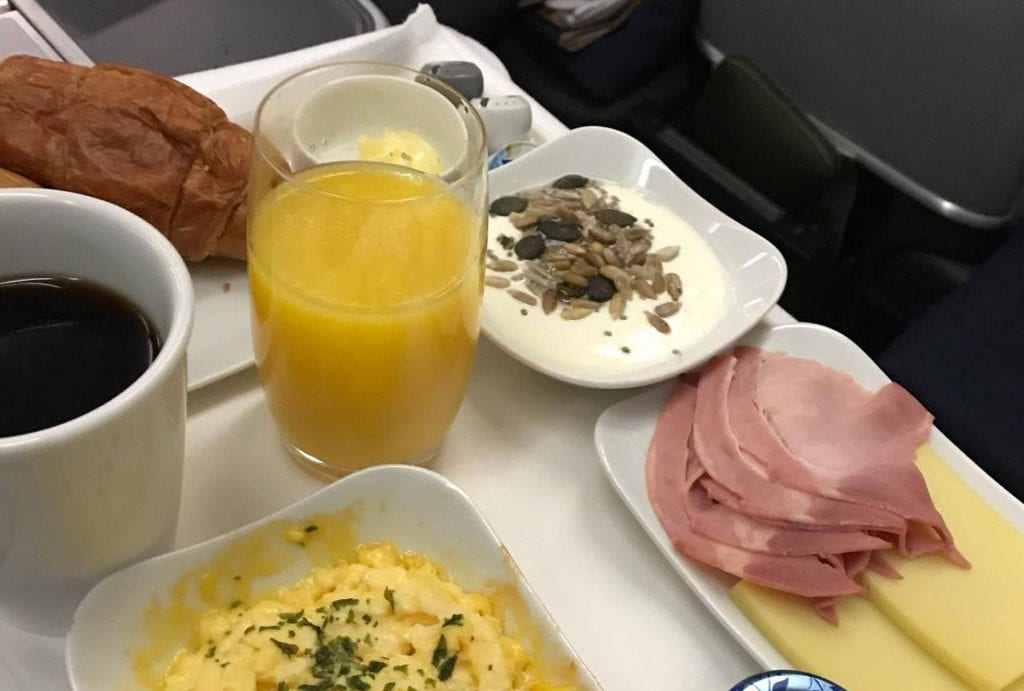 Lufthansa Business Class Frühstück