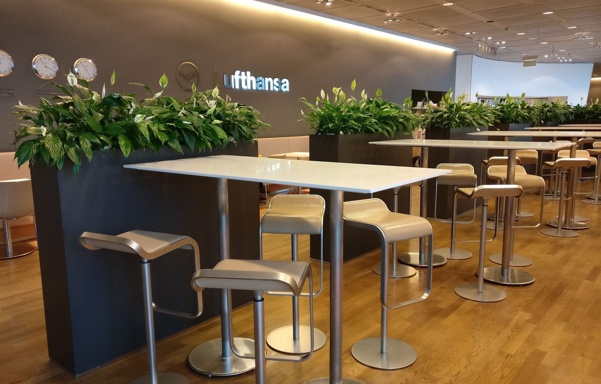 Lufthansa Business Lounge Non Schengen Munich Seating 7