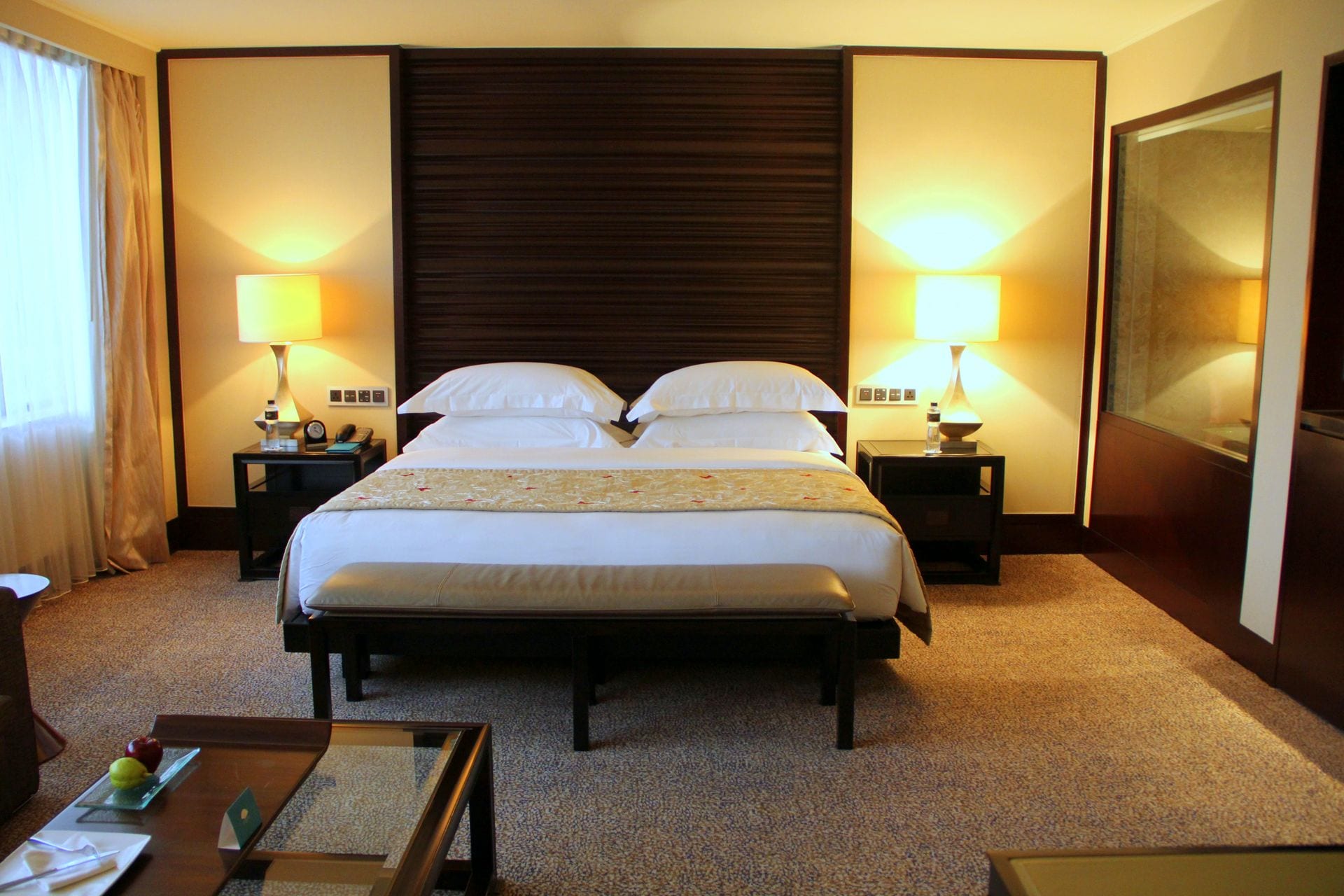 Mandarin Oriental Jakarta Deluxe Room