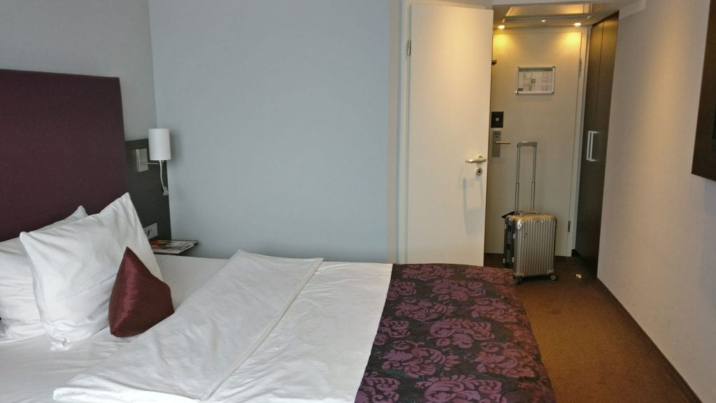 Mercure Frankfurt City Messe Zimmer Tür