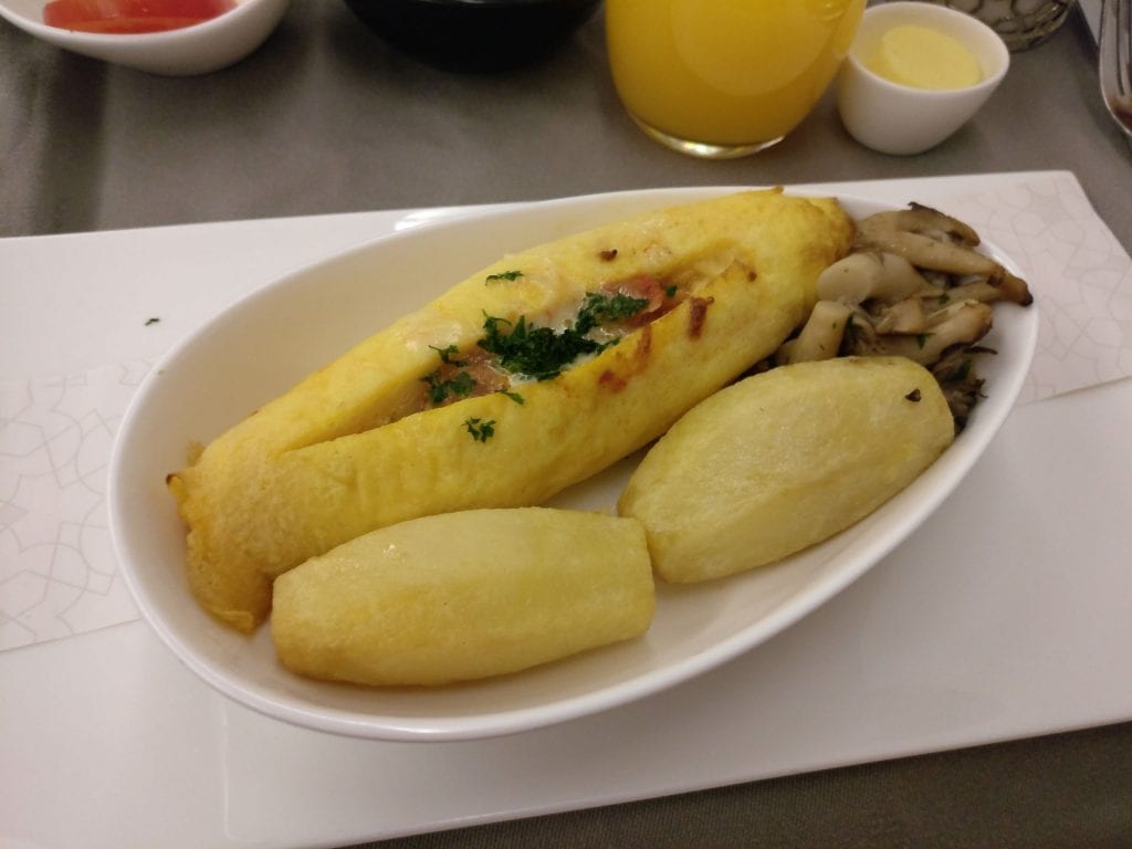 Turkish Airlines Business Class Airbus A330 Breakfast 9
