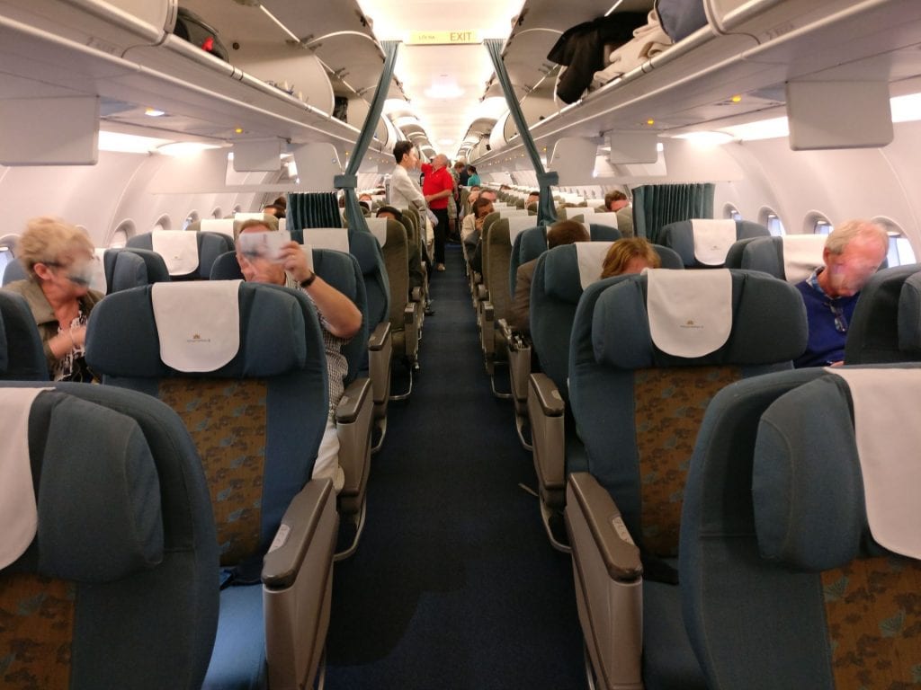 Vietnam Airlines Business Class Boeing 737 Kabine