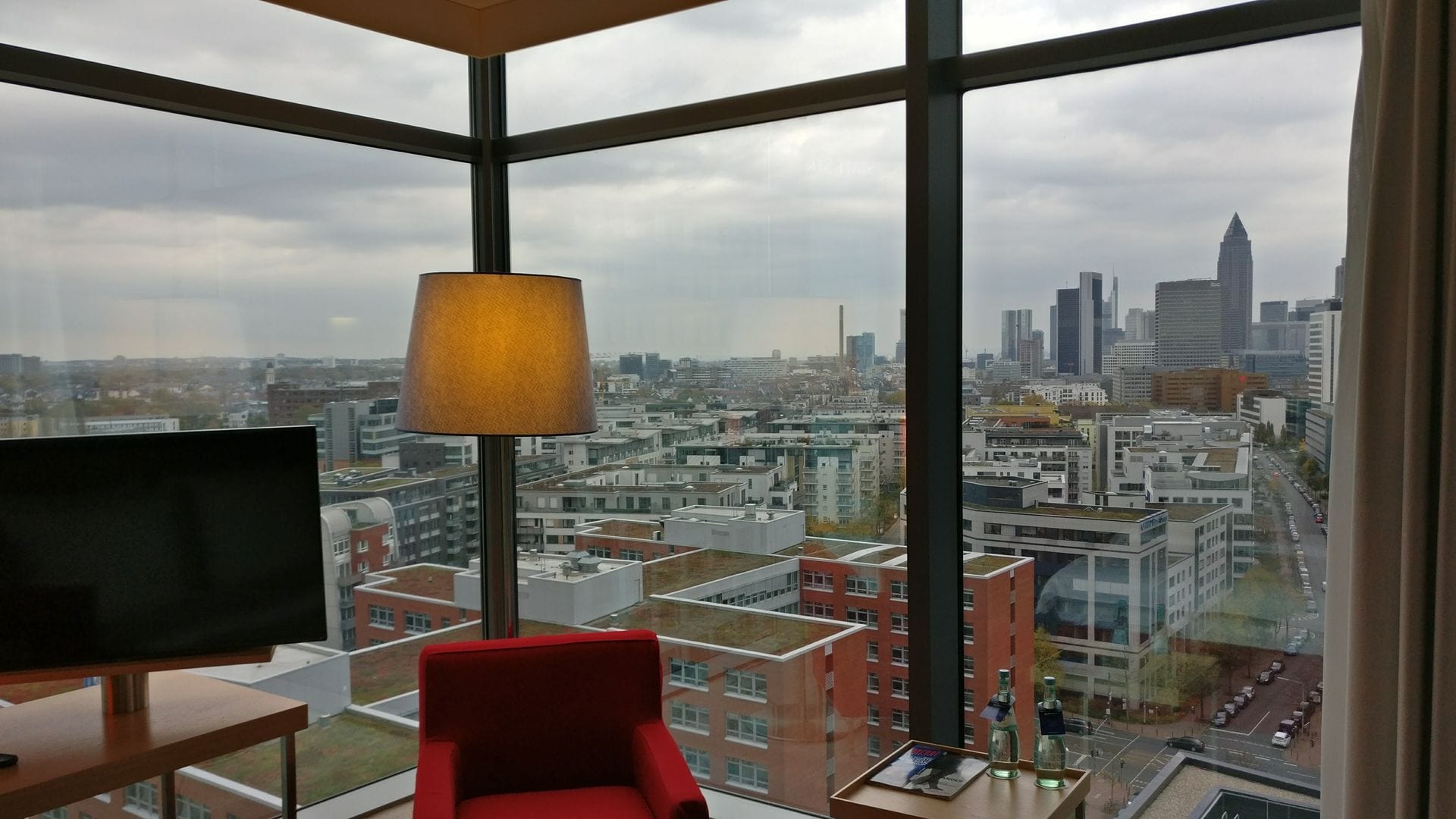 Radisson Blu Frankfurt Zimmer Aussicht Skyline