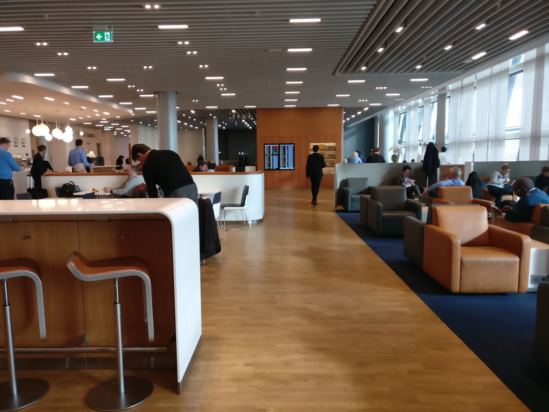Lufthansa Business Lounge London Seating