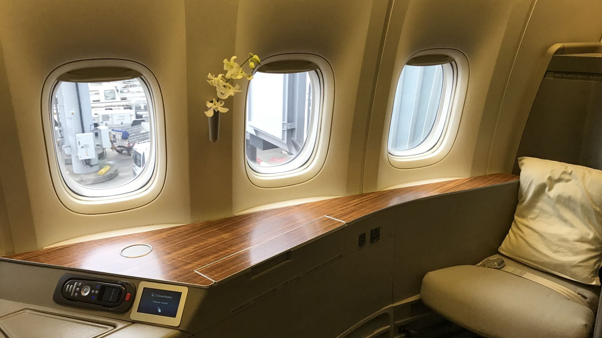 cathay pacific first class boeing 777 sitz 