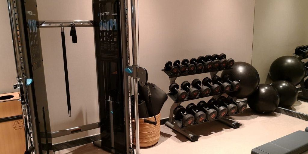 Hilton Garden Inn Singapore Serangoon Fitness Geräte Hanteln