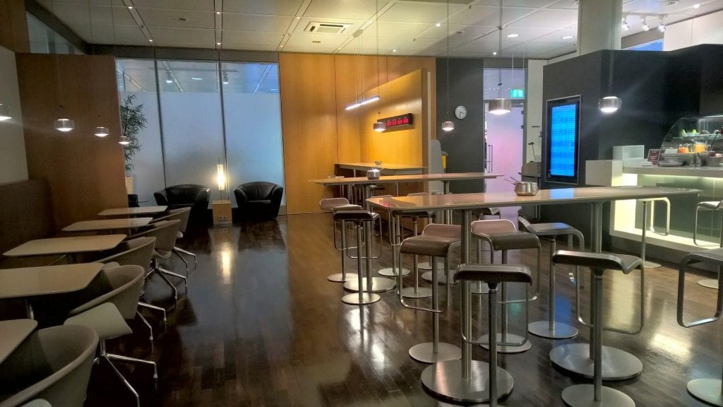 Lufthansa Seantor Café Munich Seating 8