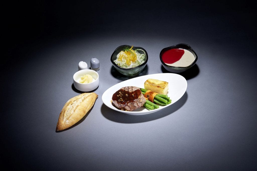 Lufthansa führt à la Carte Dining in der Economy Class ein – 1