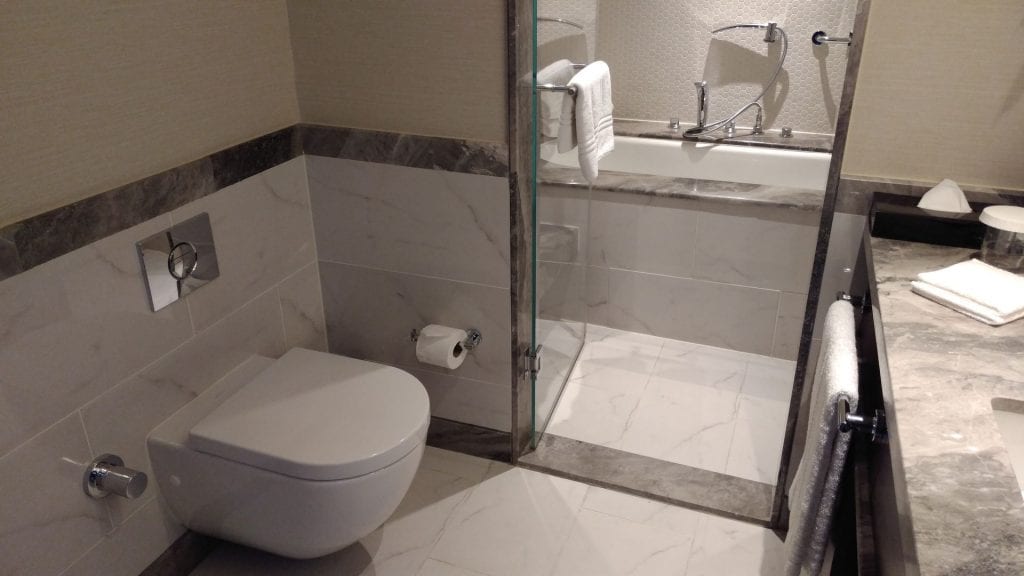 Conrad Istanbul Executive Room Bathroom