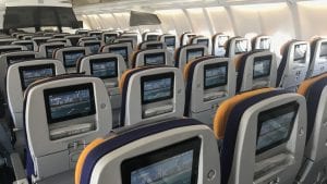 lufthansa economy class langstrecke airbus a330 kabine 3