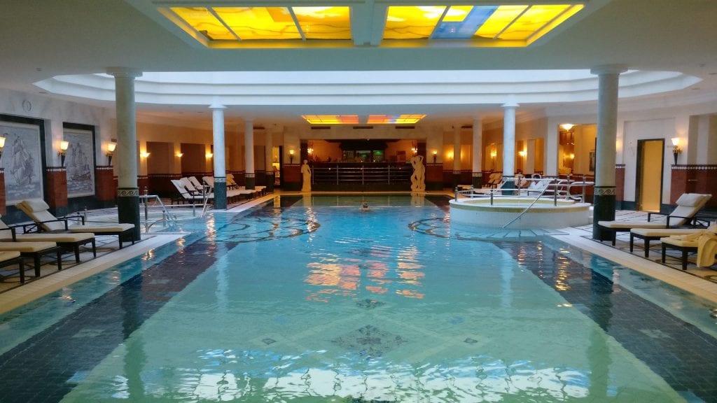 Althoff Seehotel Überfahrt Pool 