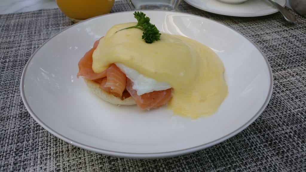 The Fontenay Hamburg Eggs Benedict Fruehstueck