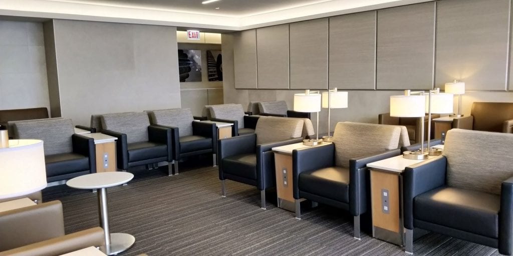 American Airlines Flagship Lounge Chicago T3 Sessel