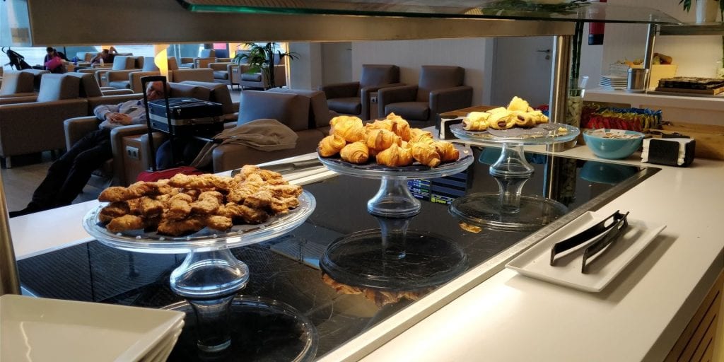 Neptuno Lounge Madrid T4S Buffet