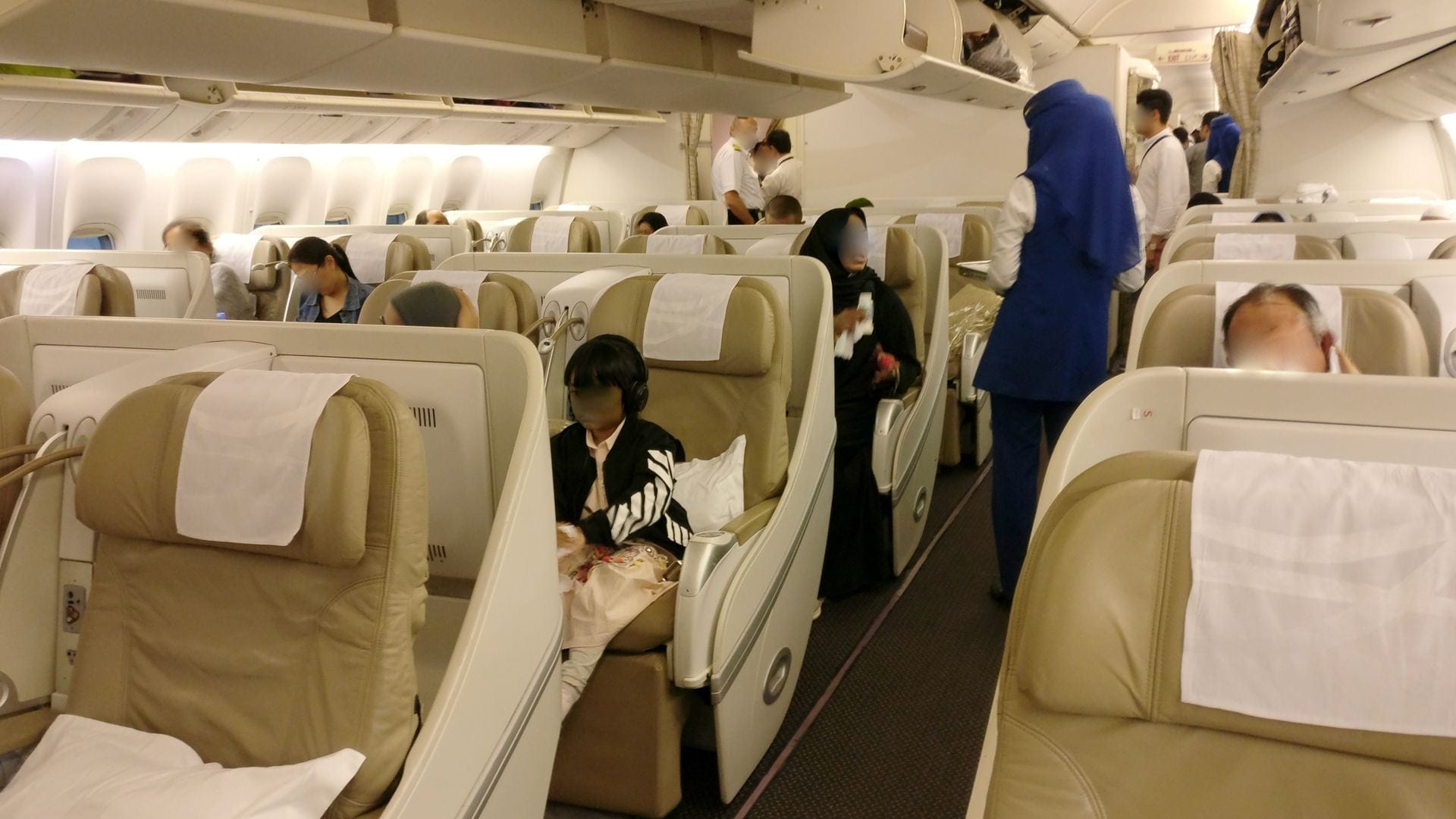 Saudia Business Class Boeing 777 Kabine