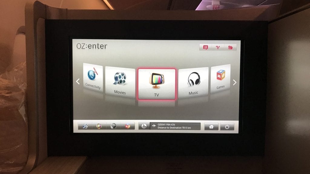 Asiana First Class Airbus A380 Entertainment