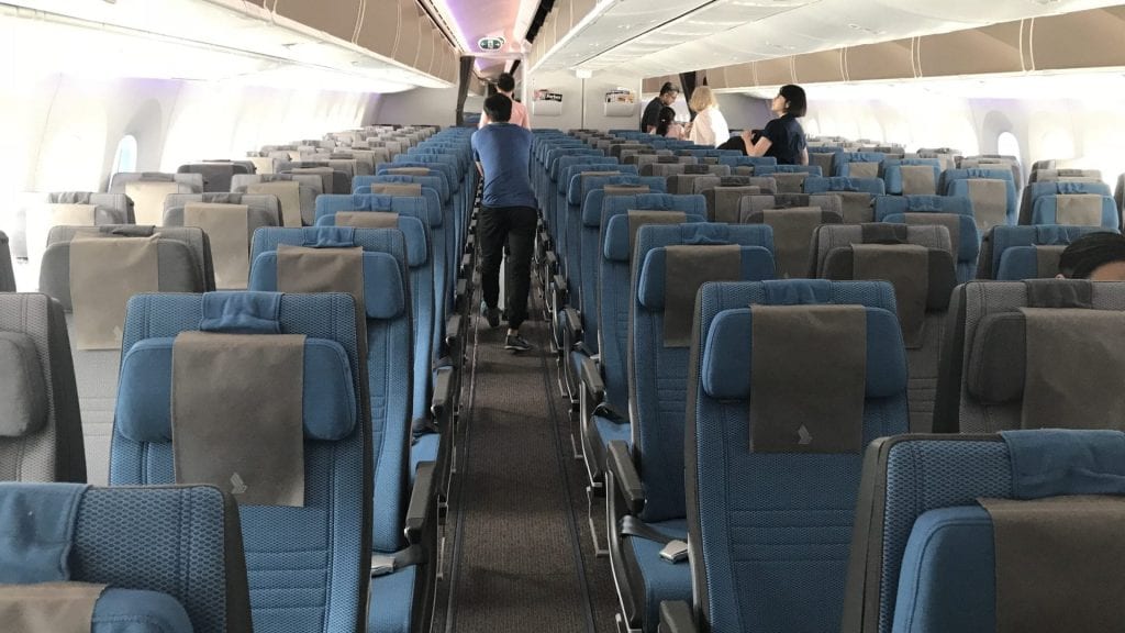 Singapore Airlines Economy Class Boeing 787 10 Kabine 2