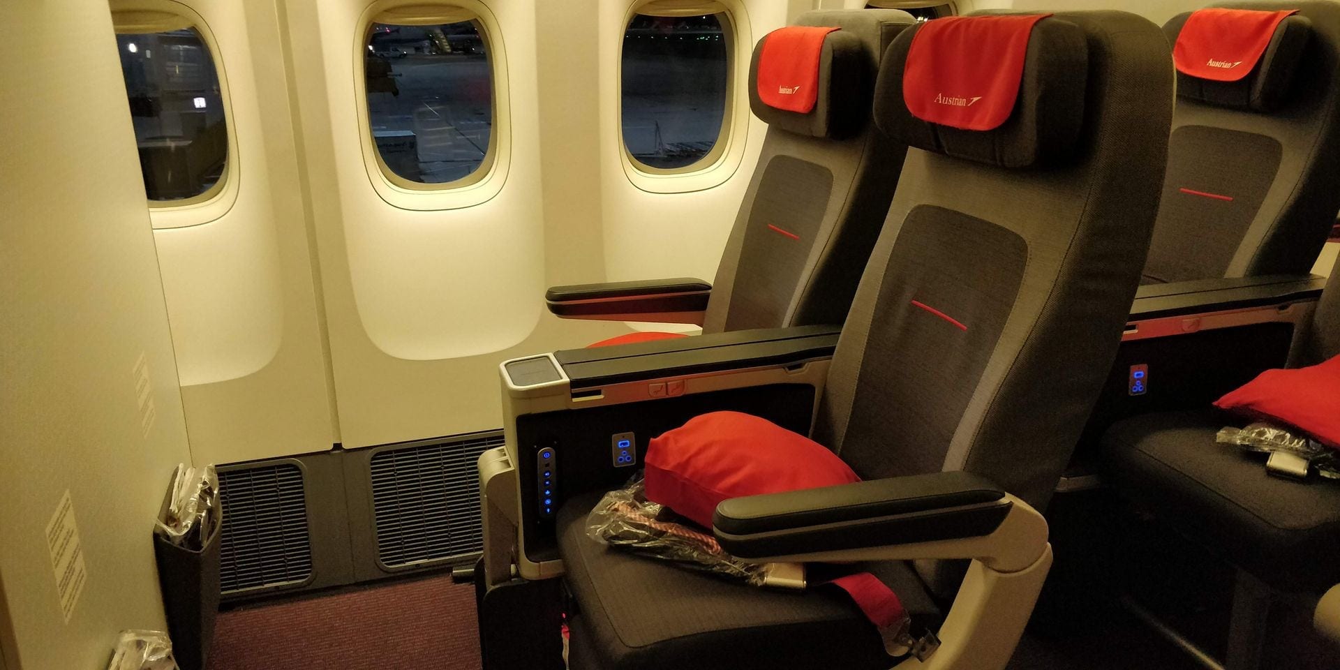 Austrian Airlines Premium Economy Class Sitz Boeing 777