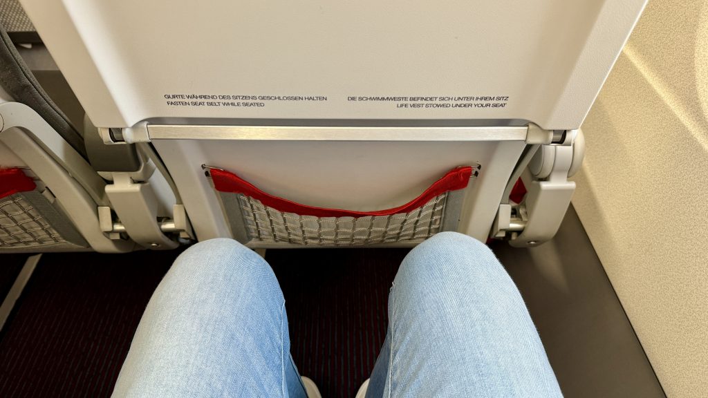 austrian-airlines-fussraum