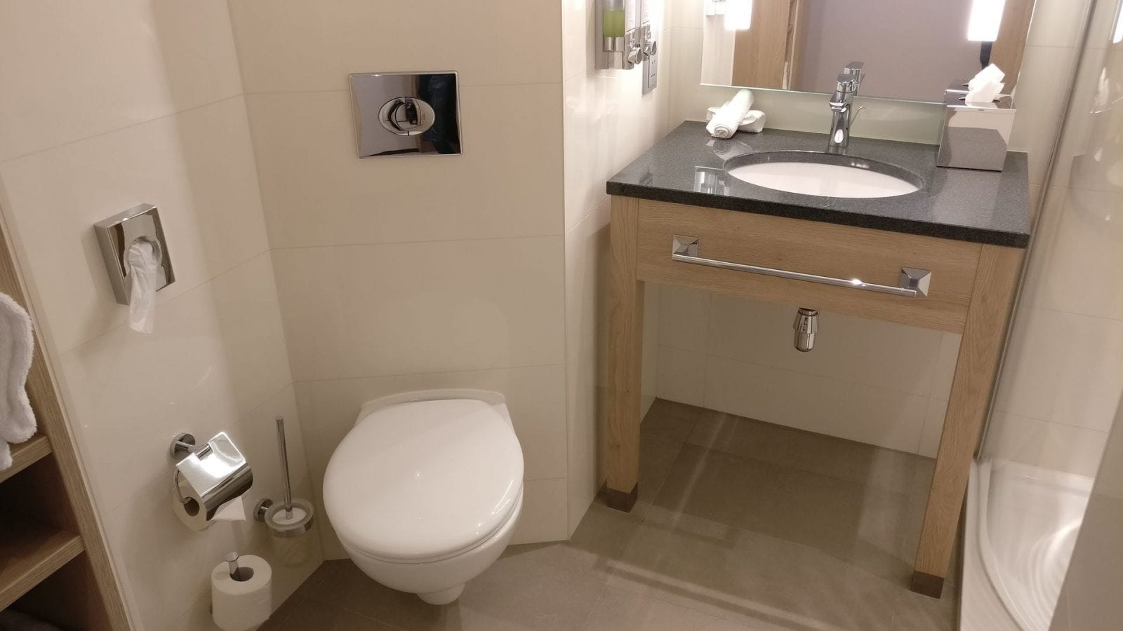 Review: Hampton by Hilton Freiburg | reisetopia