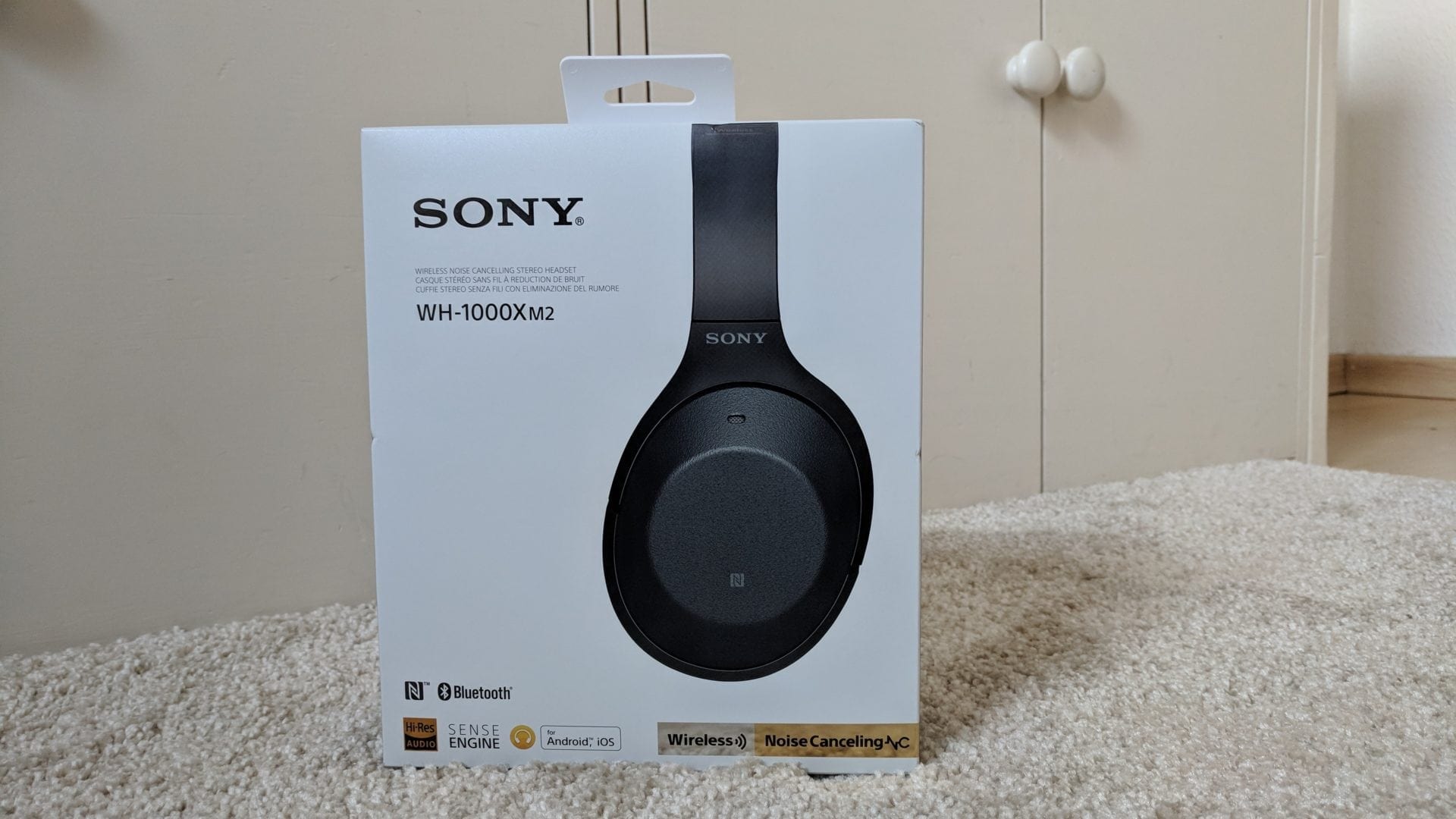 Sony WH 1000MX2 Noise Cancelling Kopfhörer Verpackung