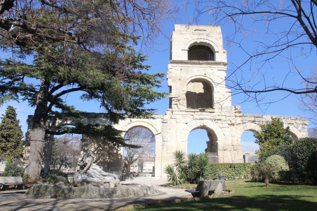 Arles Jardin D'été