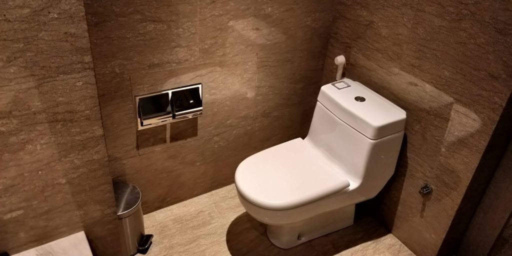 DoubleTree By Hilton Hotel Jakarta Zimmer Toilette