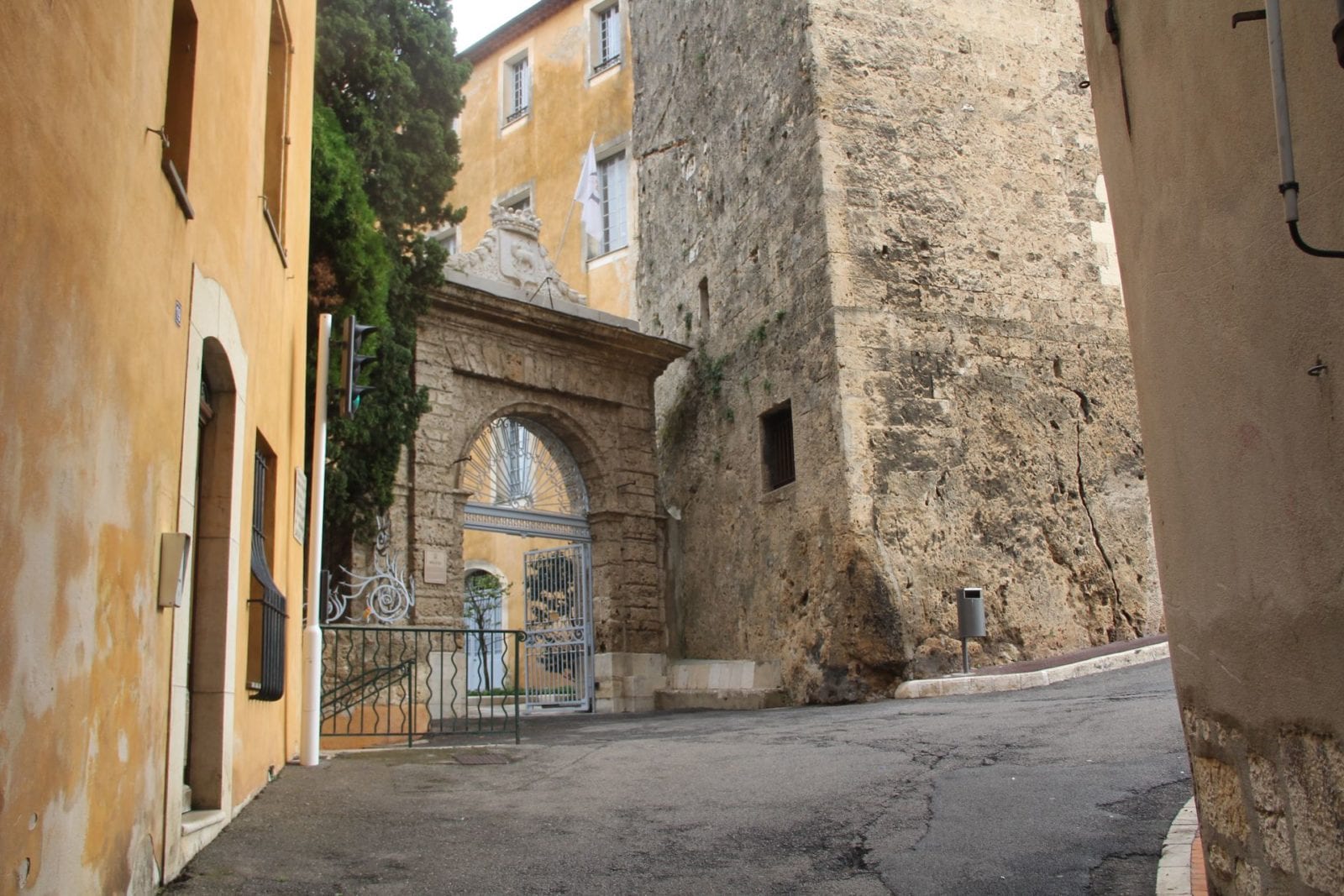 Grasse Guide Alle Infos zur Anreise, Sehenswürdigkeiten & Tipps