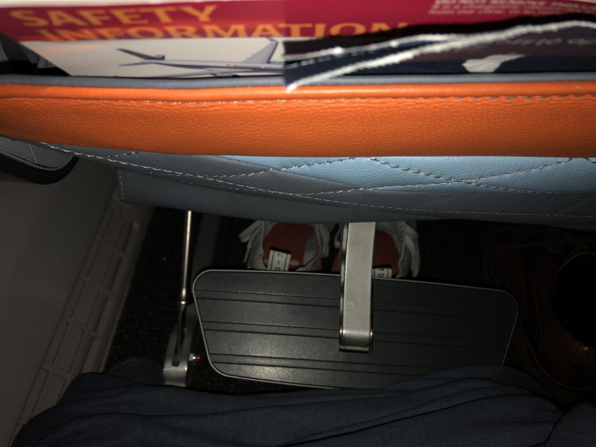 Singapore Airlines Premium Economy Class Fußstütze