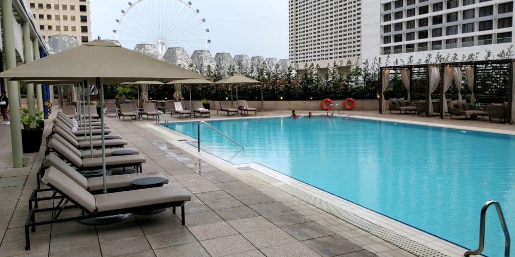 Conrad Singapur Pool 2