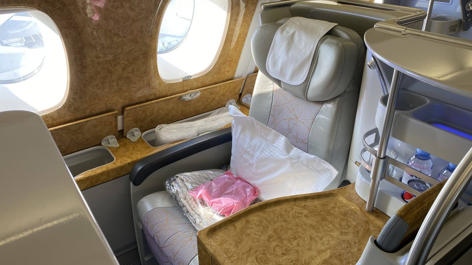 Emirates Business Class Airbus A380 altes Design