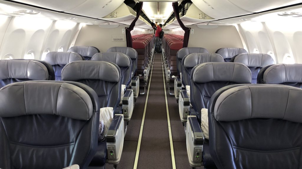 Malaysia Airlines Business Class Kurzstrecke Boeing 737 Kabine 3