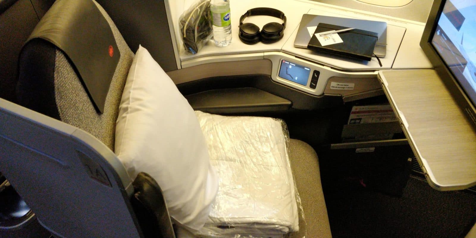 Review: Air Canada Business Class Boeing 777 - Erfahrungsbericht