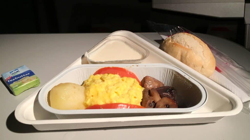 Austrian Airlines Premium Economy Class Frühstück