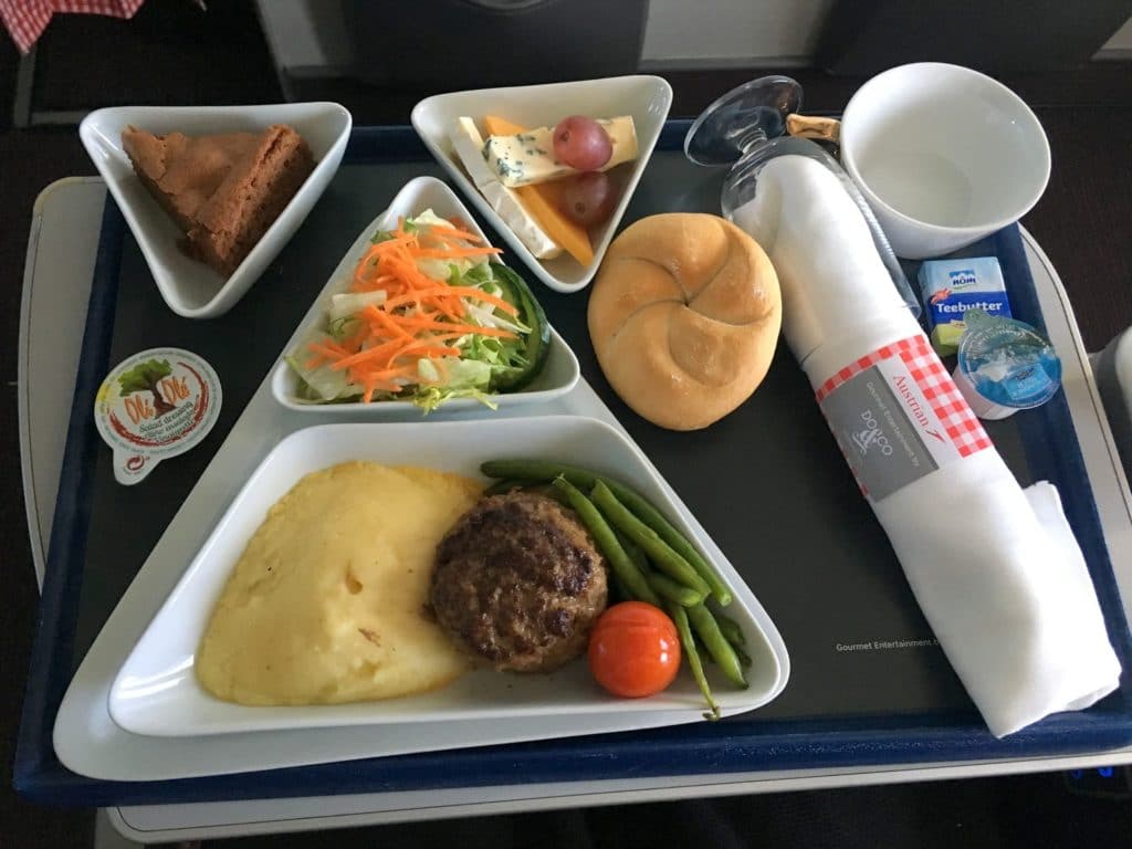 Austrian Airlines Premium Economy Class Mittagessen
