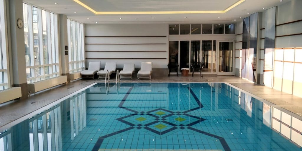 Marriott München Flughafen Pool 2