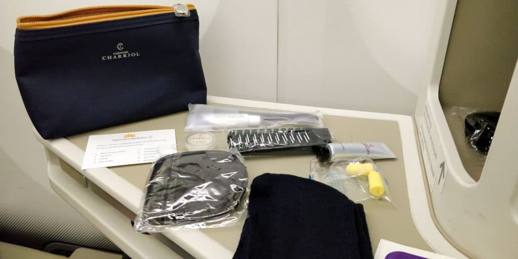 Vietnam Airlines Boeing 787 Business Class Amenity Kit 3
