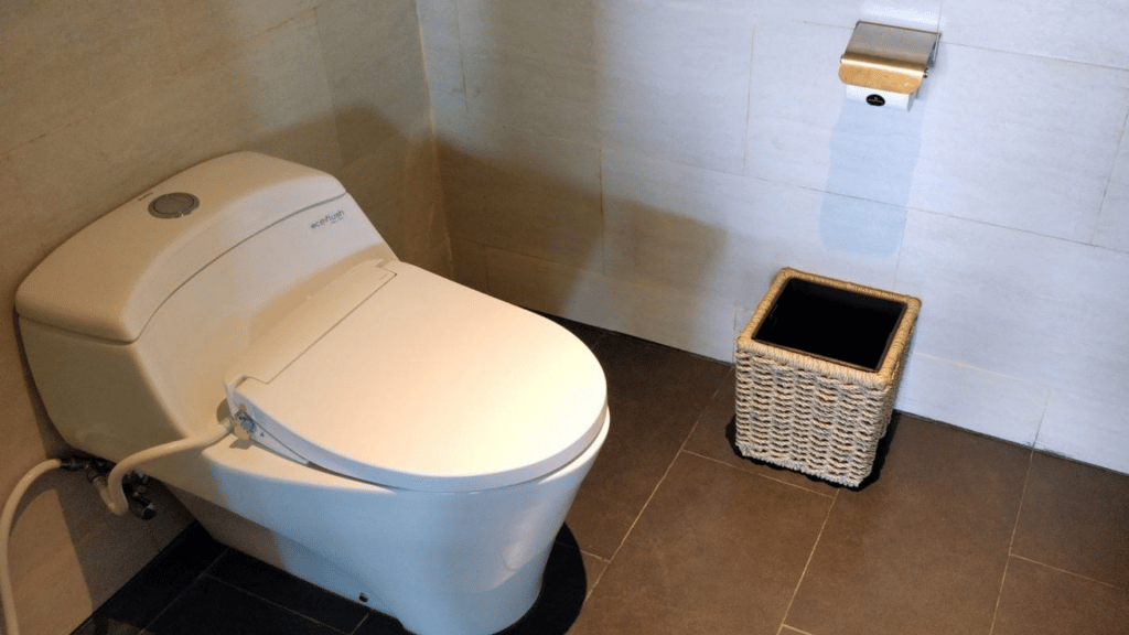 Renaissance Bali Uluwatu Resort Executive Suite Toilette