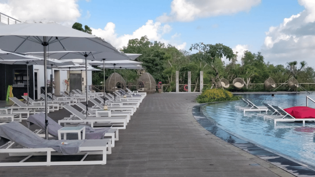Renaissance Bali Uluwatu Resort Sonnenliege